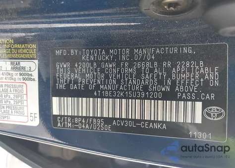 2005 Toyota Camry Le z USA, uszkodzony, nr VIN 4T1BE32K15U391200